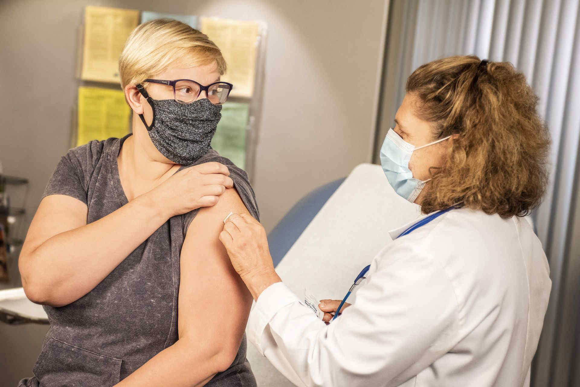 Vaccini contro il Covid-19, 10 domande e risposte