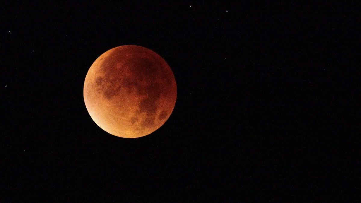 L'eclissi totale di Superluna del 26 maggio