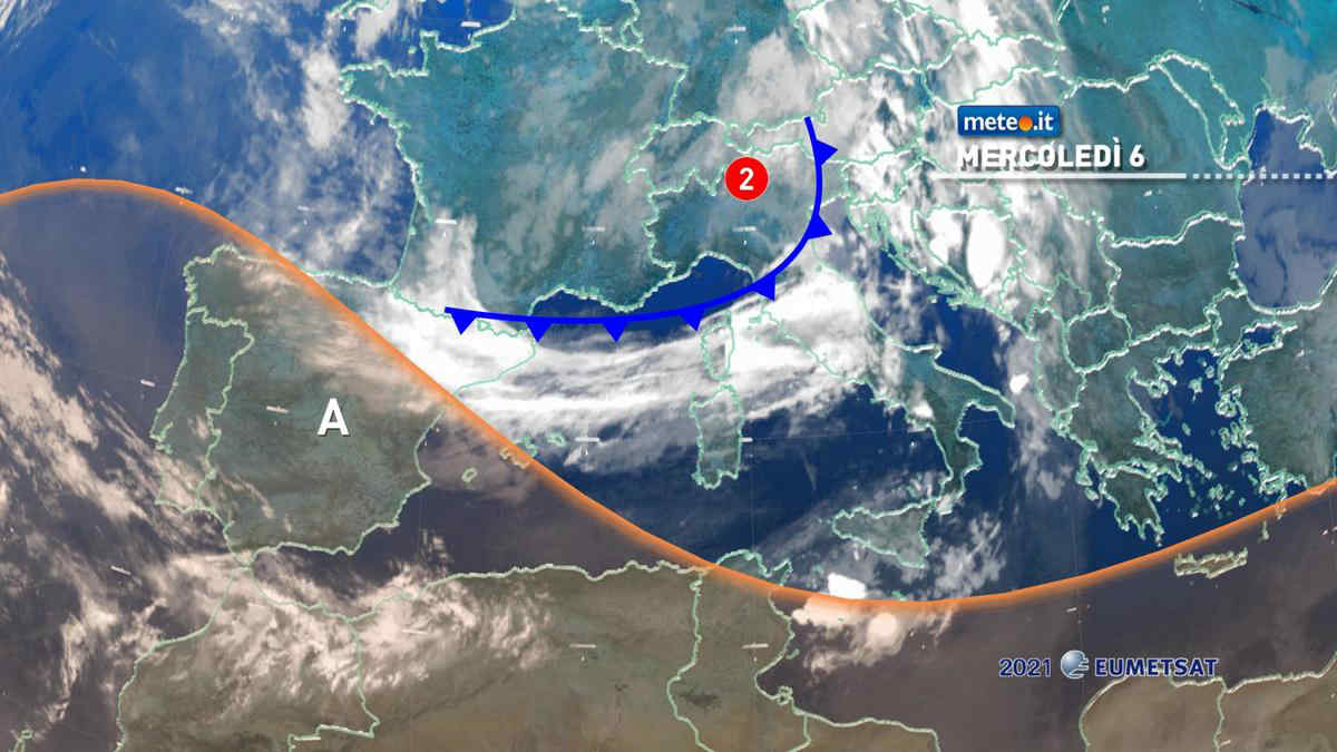 Meteo 6 ottobre: calo termico e nuove piogge, sulle Alpi torna la neve