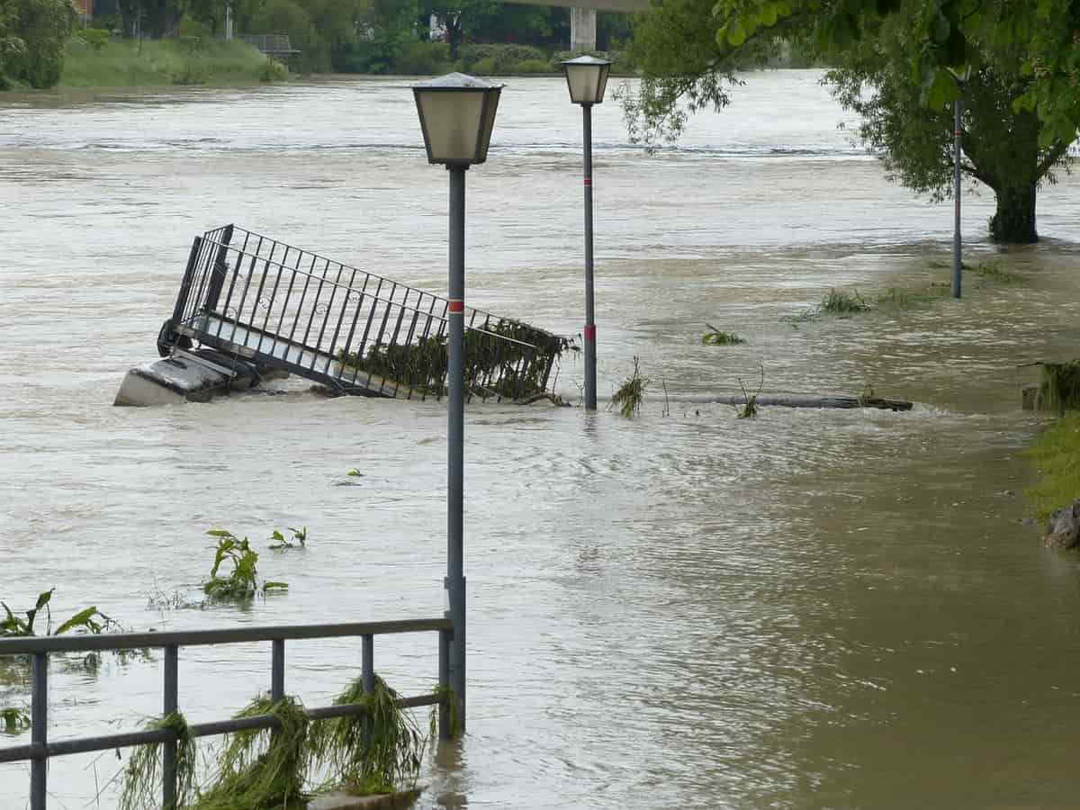 Maltempo in Sicilia: la Palermo - Agrigento invasa dall’acqua e dal fango del torrente Morello