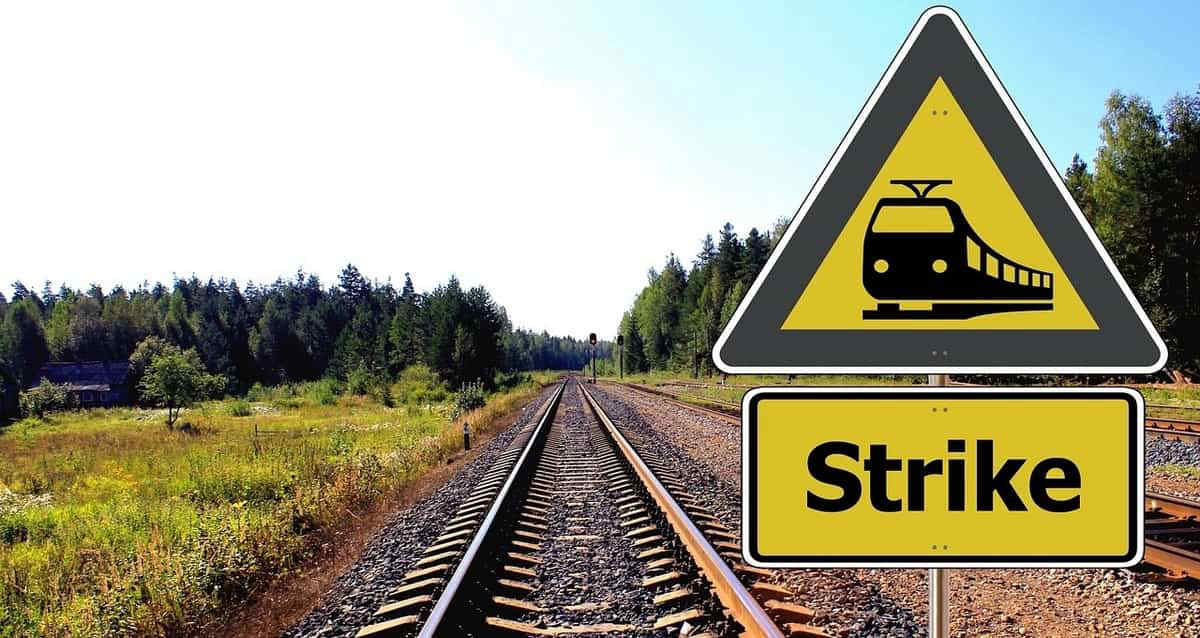 Sciopero trasporti 3 dicembre 2021: fermi treni, bus e metro. Le città coinvolte e gli orari