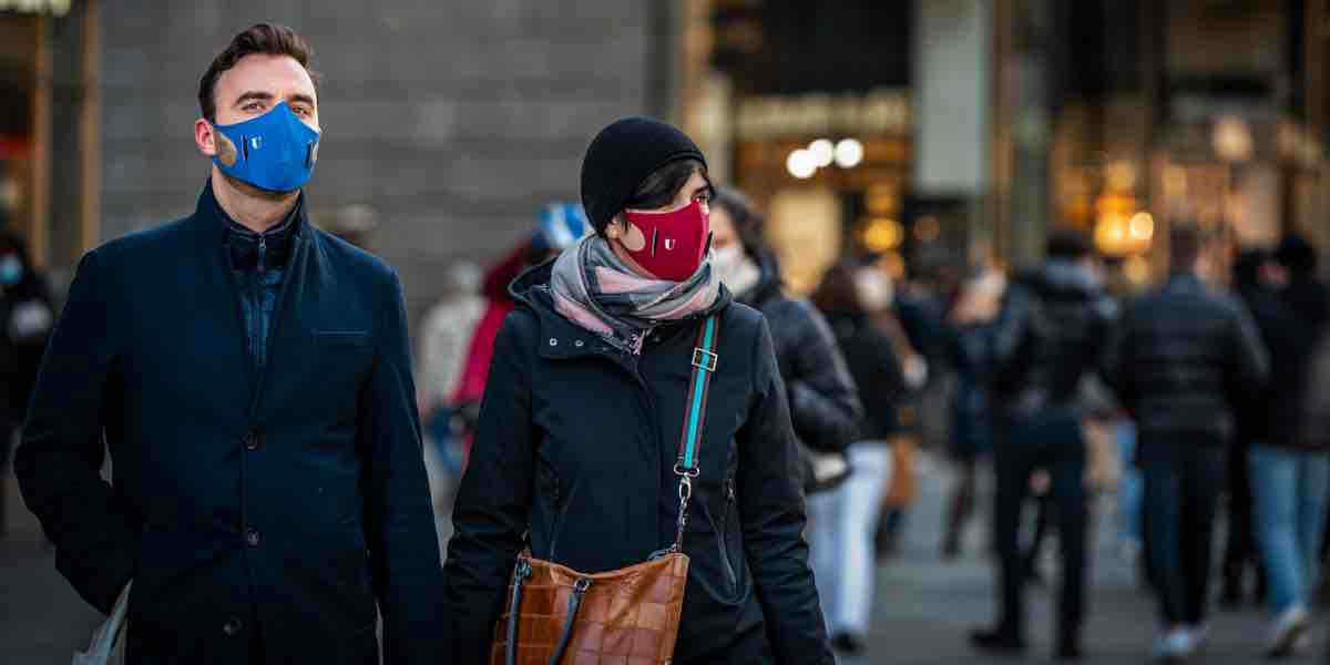 Covid, il piano del governo contro la quarta ondata: Green pass fino all'estate, hub per la terza dose e zone rosse