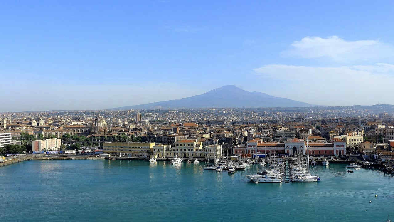 Città più soleggiate d’Europa, la classifica: molte le località italiane