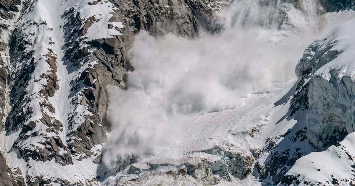 Valanghe, 8 morti sulle Alpi in Tirolo. Il governatore: "Situazione critica"