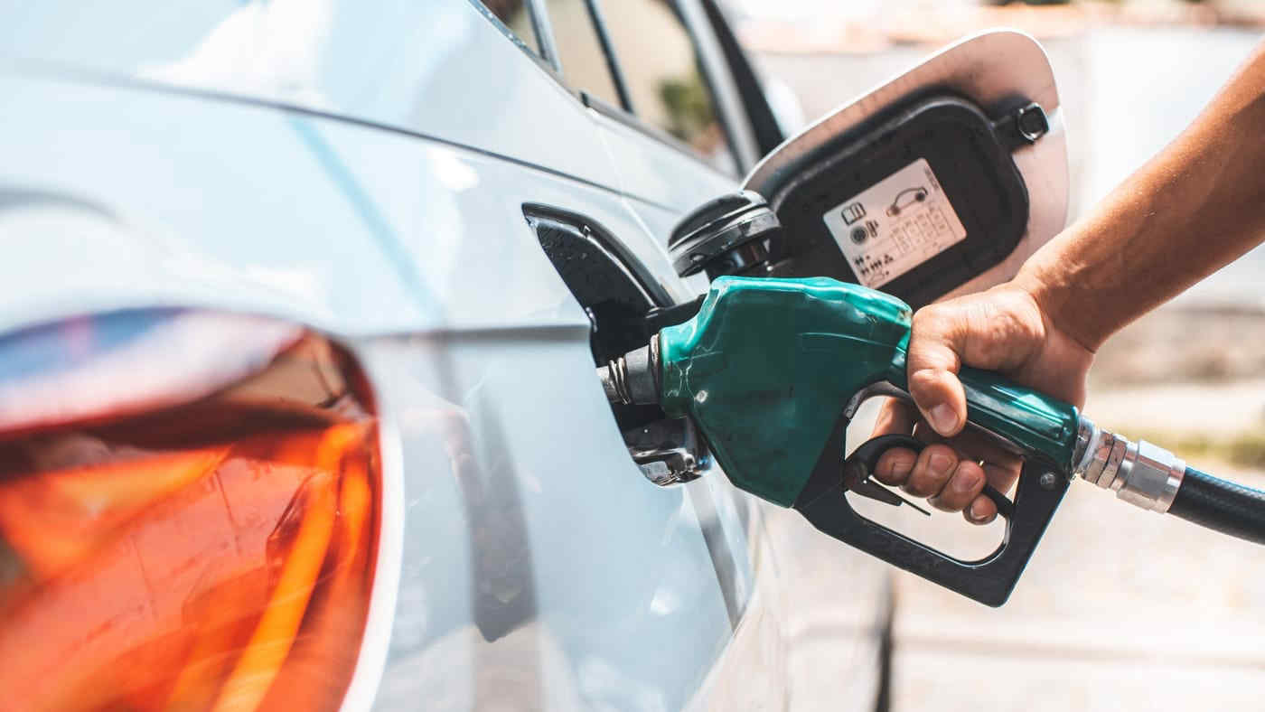 Carburanti, ondata di rialzi senza precedenti per benzina e gasolio: i dati