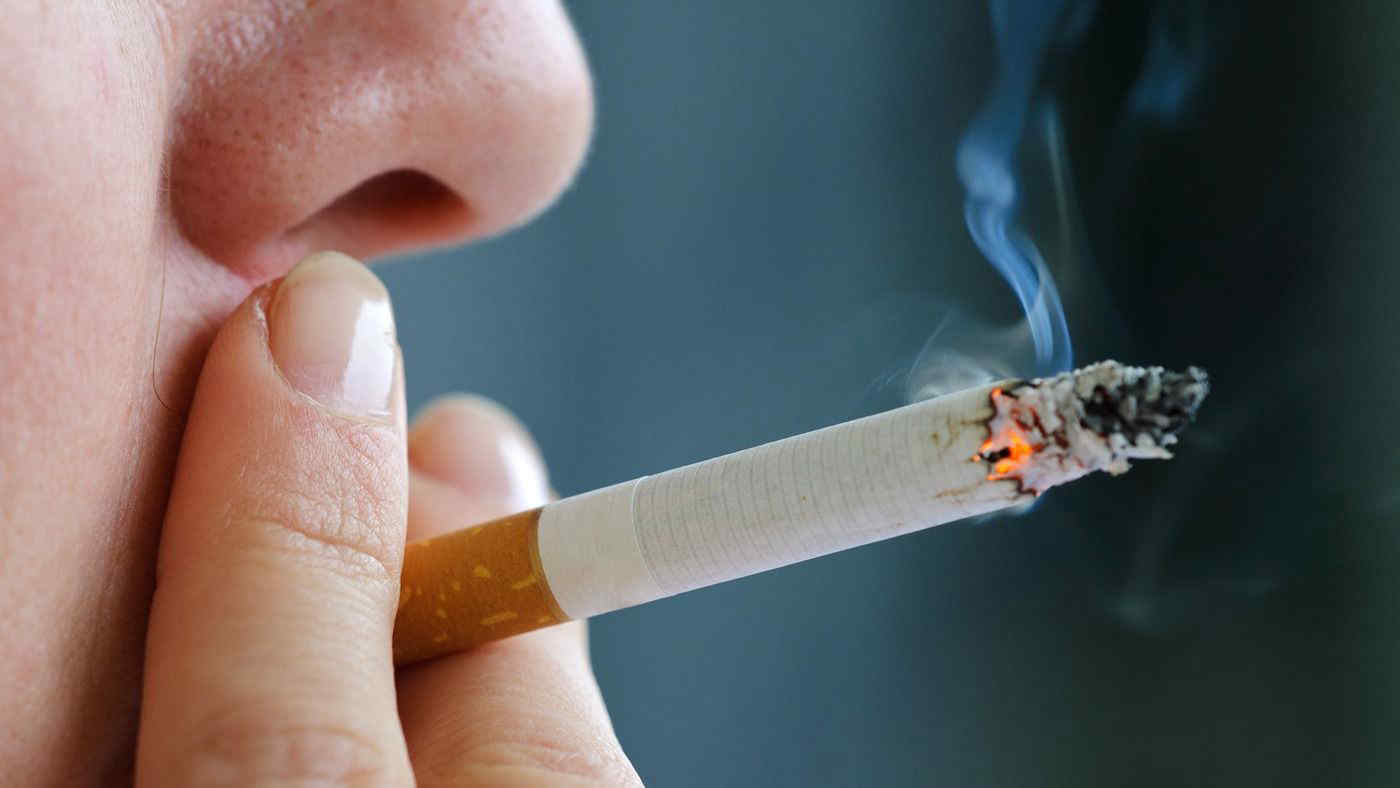 Fumo, lo studio: lo stop al fumo entro i 45 anni riduce il rischio di mortalità del 90%