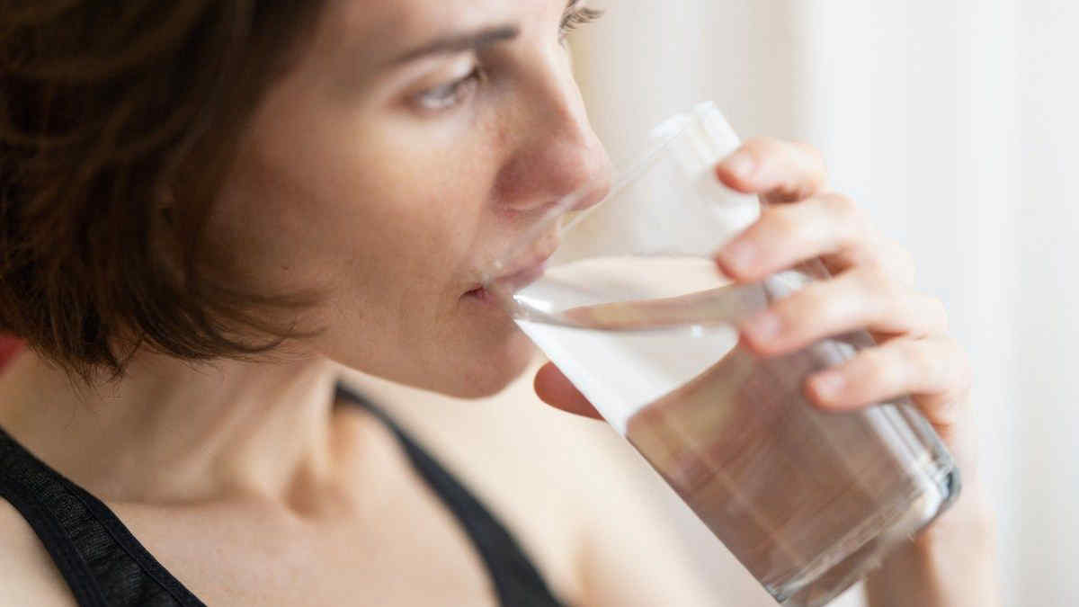 Quanta acqua bere al giorno? Non esiste una quantità adatta per tutti