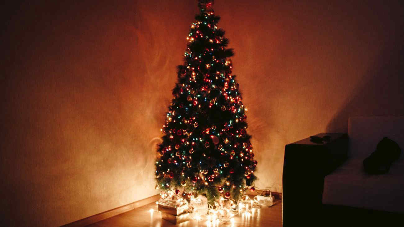 Quanto consumano le luci dell'albero di Natale?