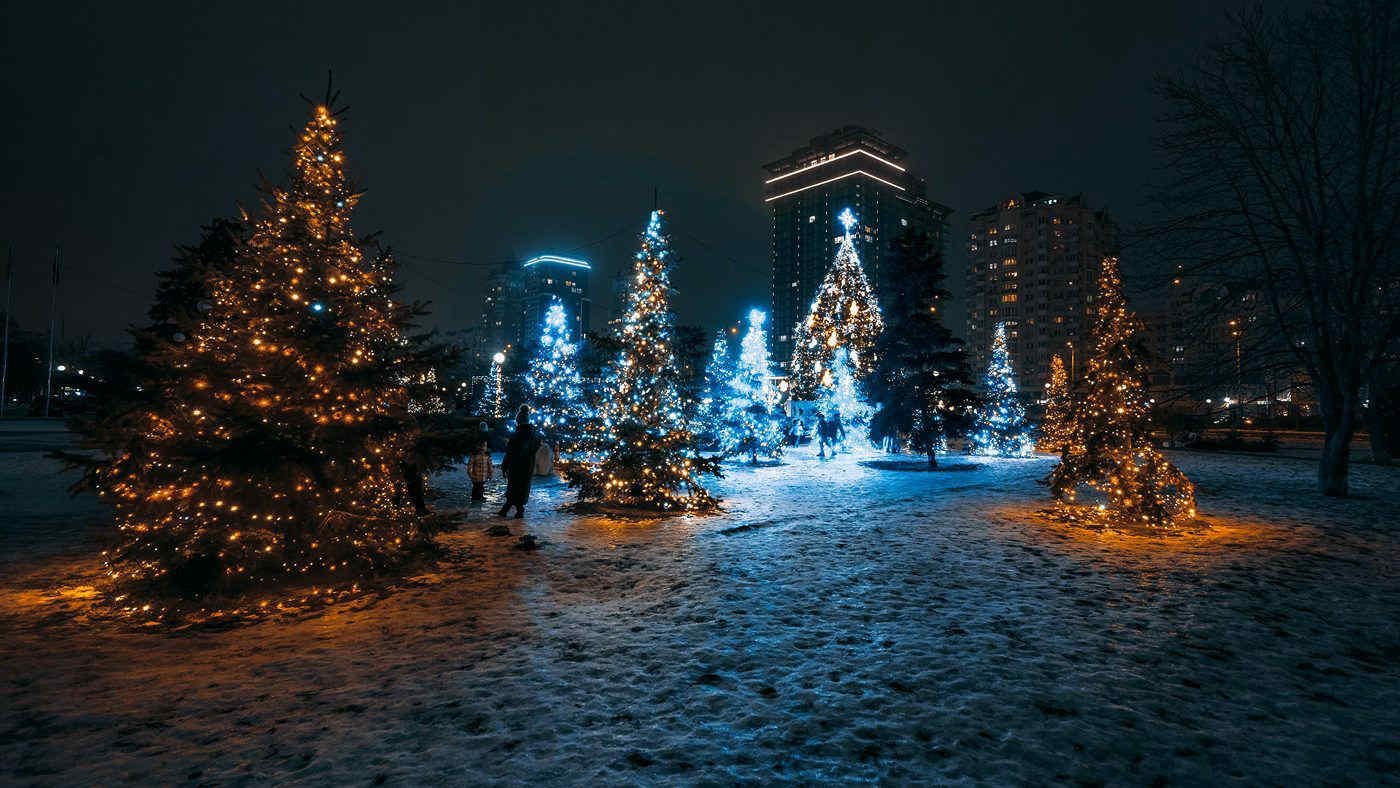 Vacanze di Natale, le 10 destinazioni europee più economiche (nella top 10 due italiane)