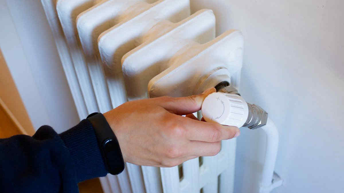 Chiudere i termosifoni: un semplice trucchetto per risparmiare gas e soldi