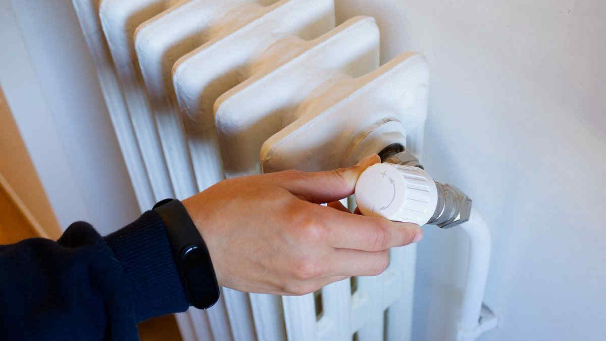 Chiudere i termosifoni: un semplice trucco per risparmiare gas e soldi