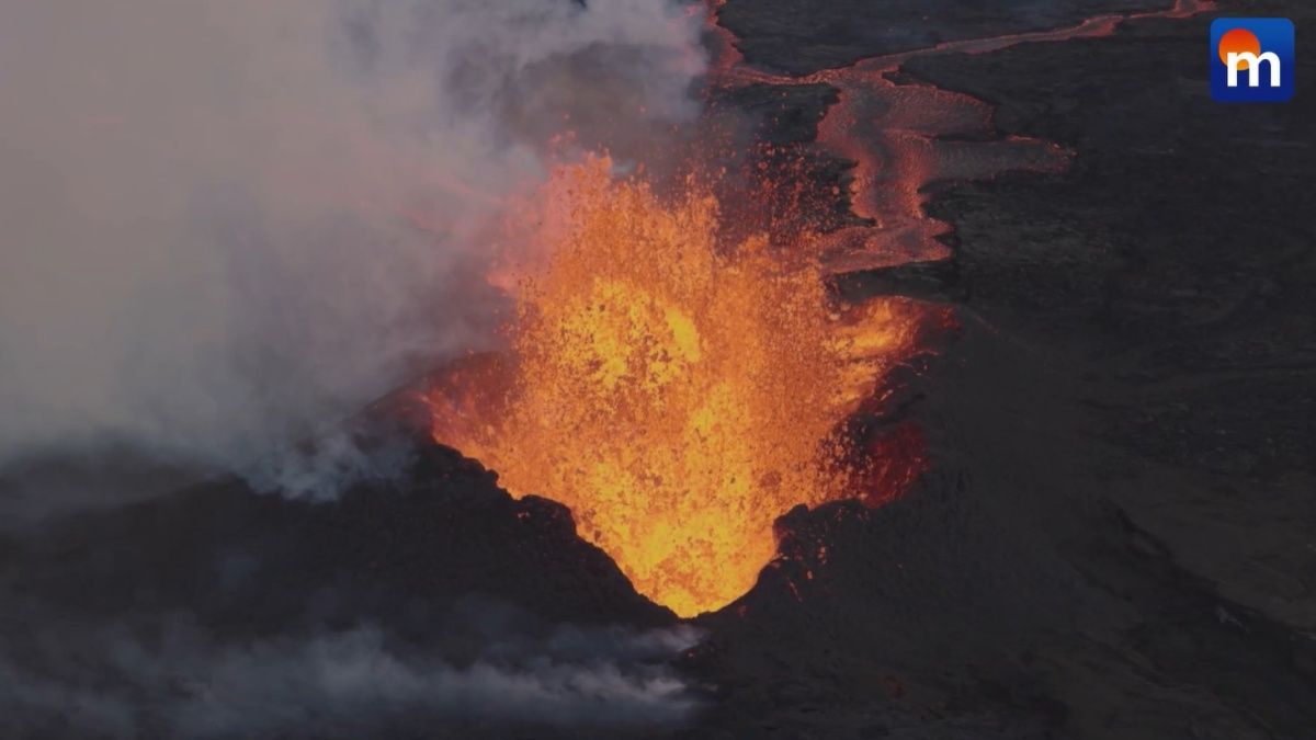 Eruzione alle Hawaii, le immagini spettacolari del vulcano Mauna Loa. VIDEO