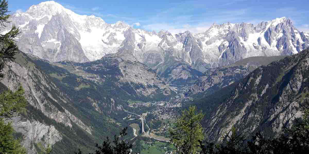 Neve, Courmayeur: già 70 cm di neve. Le immagini