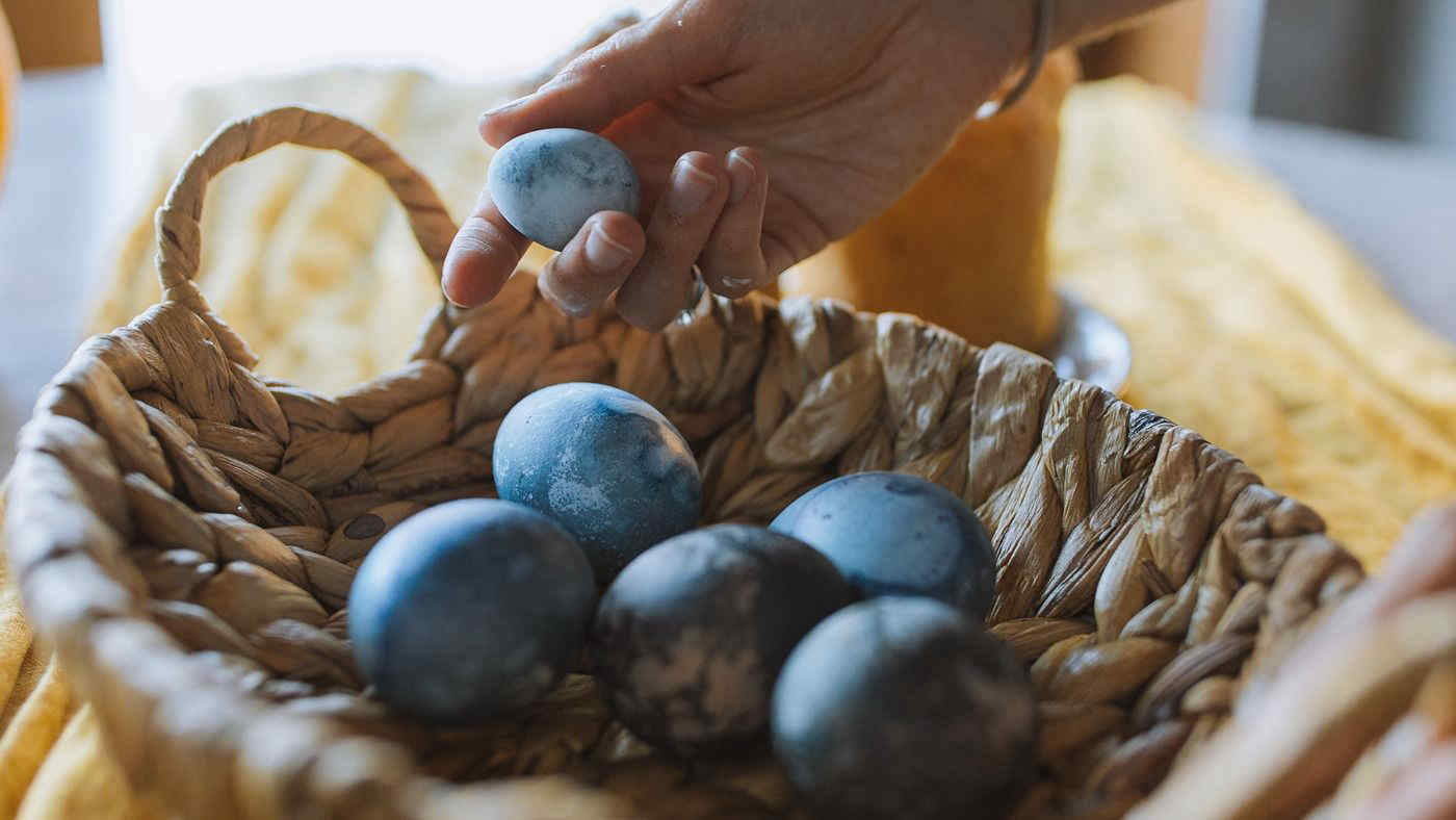 Uova di Pasqua con materiali alternativi, 5 idee fai da te