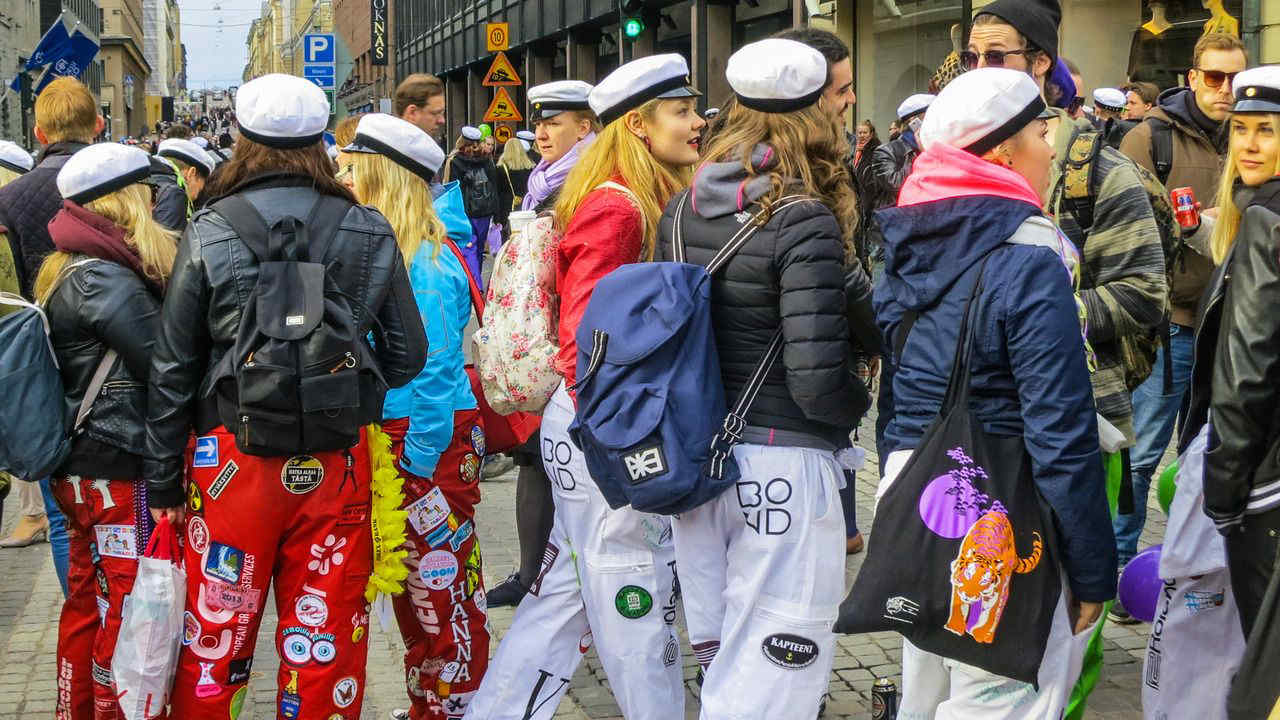 Vappu La Festa Finlandese Del Primo Maggio Che Sembra Il Carnevale