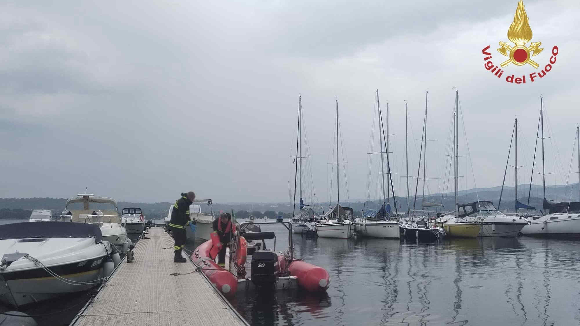 Maltempo, barca si ribalta sul Lago Maggiore: 4 vittime - Le immagini