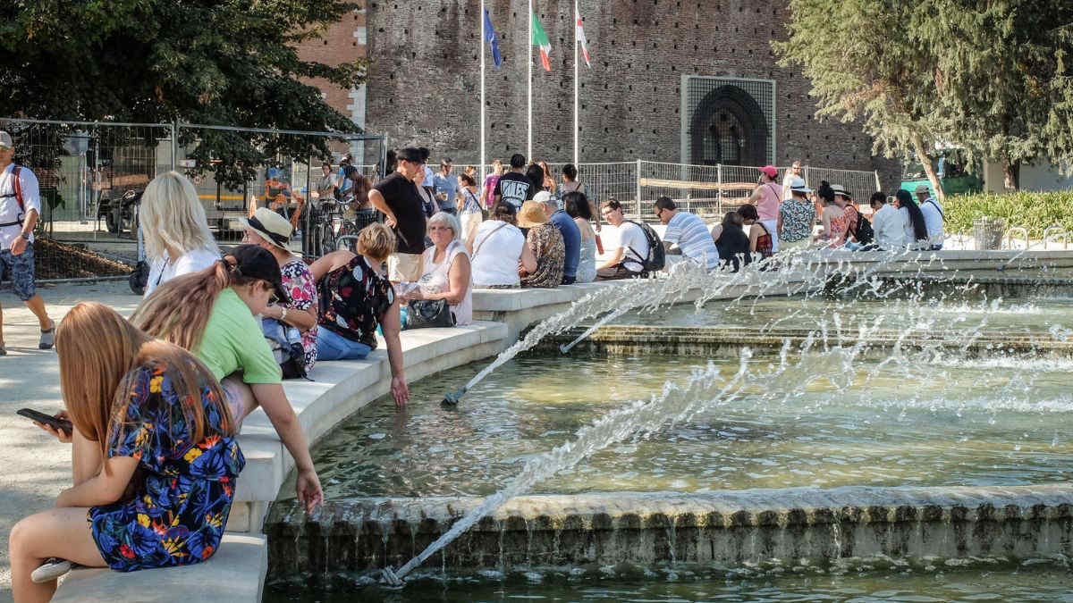 Meteo, caldo intenso fino a venerdì 25: dal weekend aria più fresca e temporali