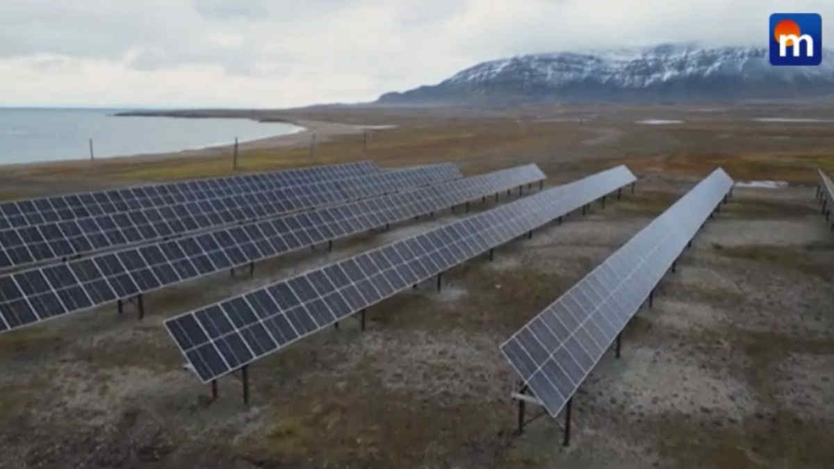 Pannelli solari alle isole Svalbard, l’esperimento per spingere la transizione energetica. VIDEO