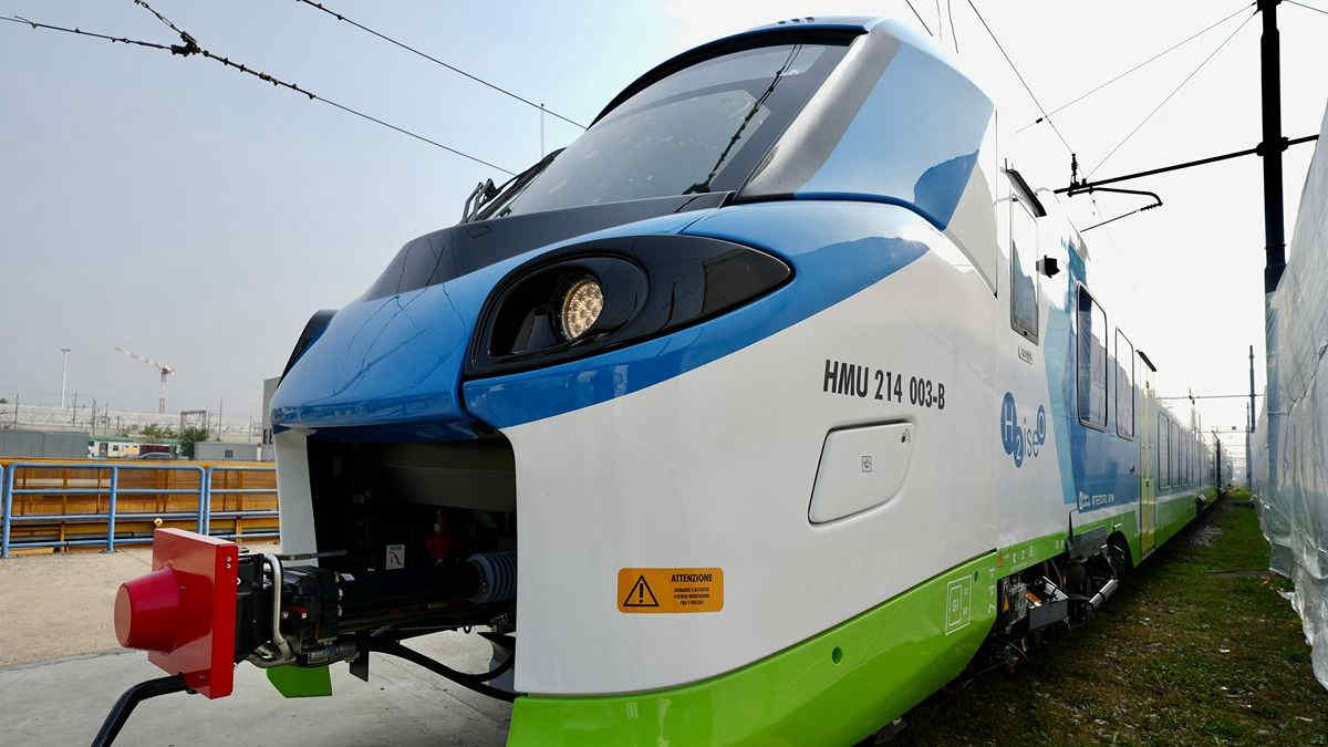 Primo treno a idrogeno d’Italia è in Lombardia l'arrivo entro il 2025