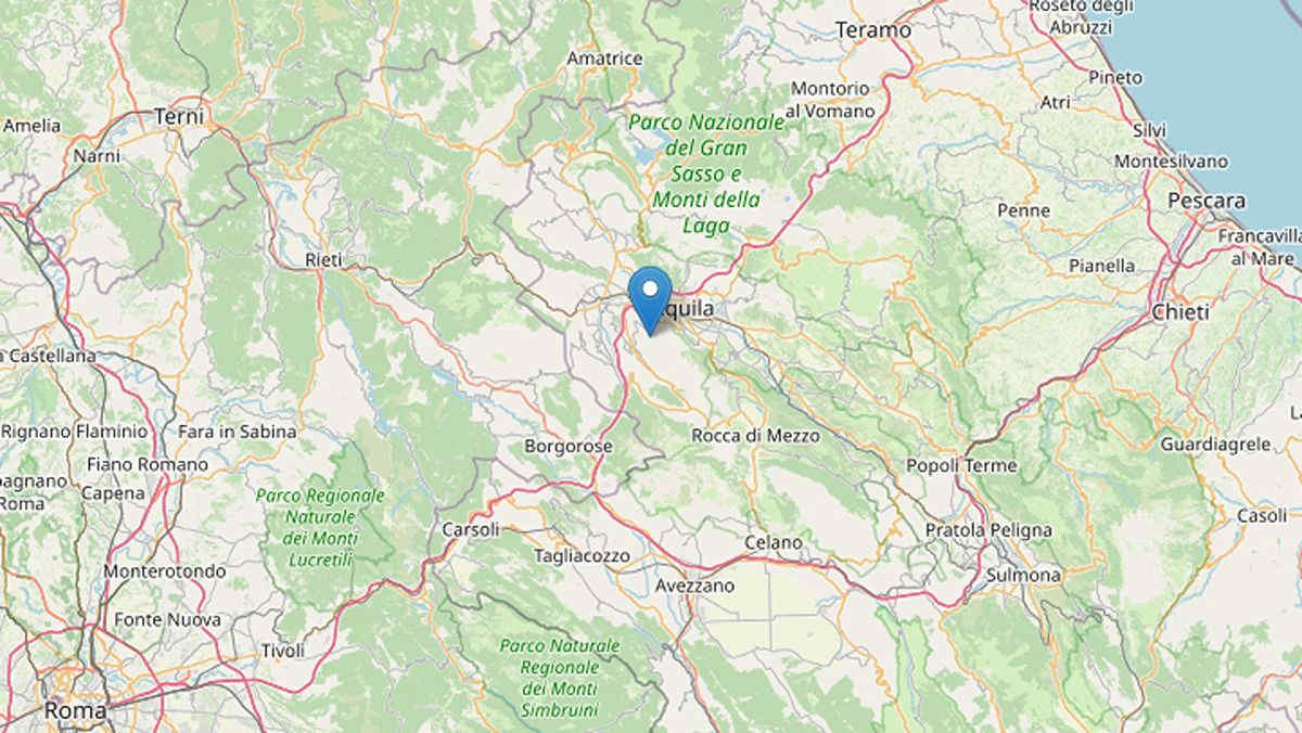 Terremoto a L'Aquila: due scosse di magnitudo 3.7 e 3.6: residenti fuggiti dalla case. Trema la terra anche a Macerata
