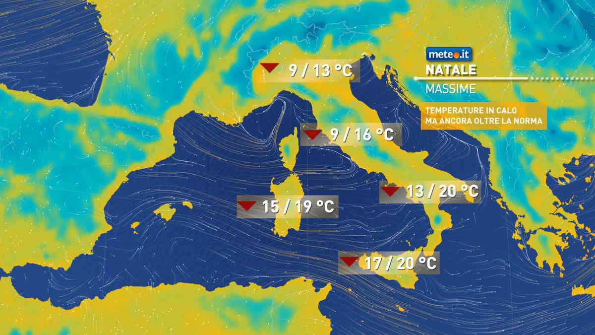 Meteo, sotto l'albero di Natale tempo stabile e clima mite