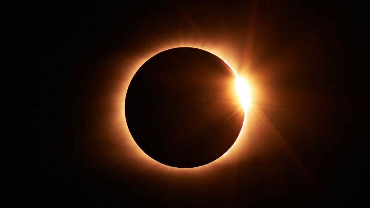 Eclissi solare totale 2024: ecco quando e dove ci sarà questo spettacolo