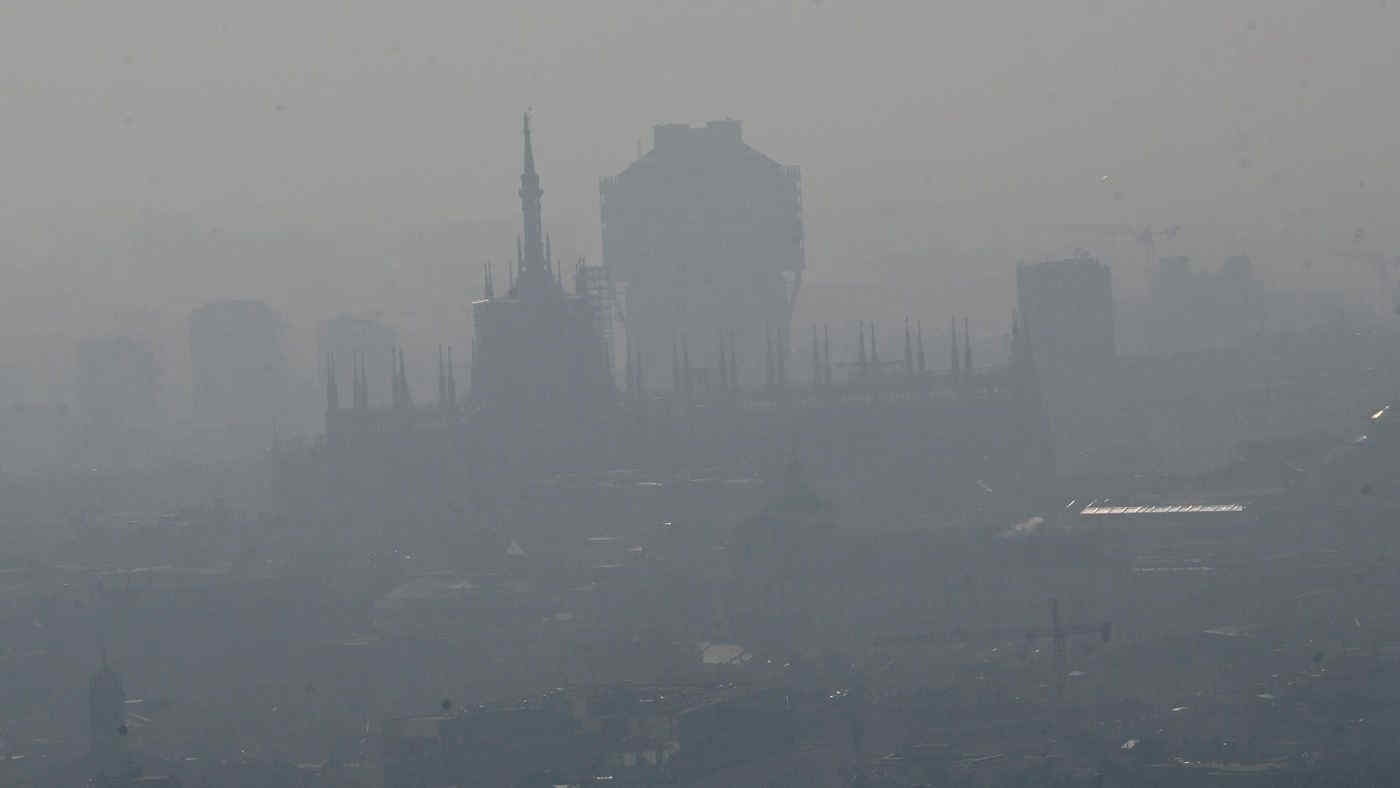 Ue, nuovi limiti per polveri sottili e smog contro una strage da 300 mila morti: previsto un risarcimento per i cittadini