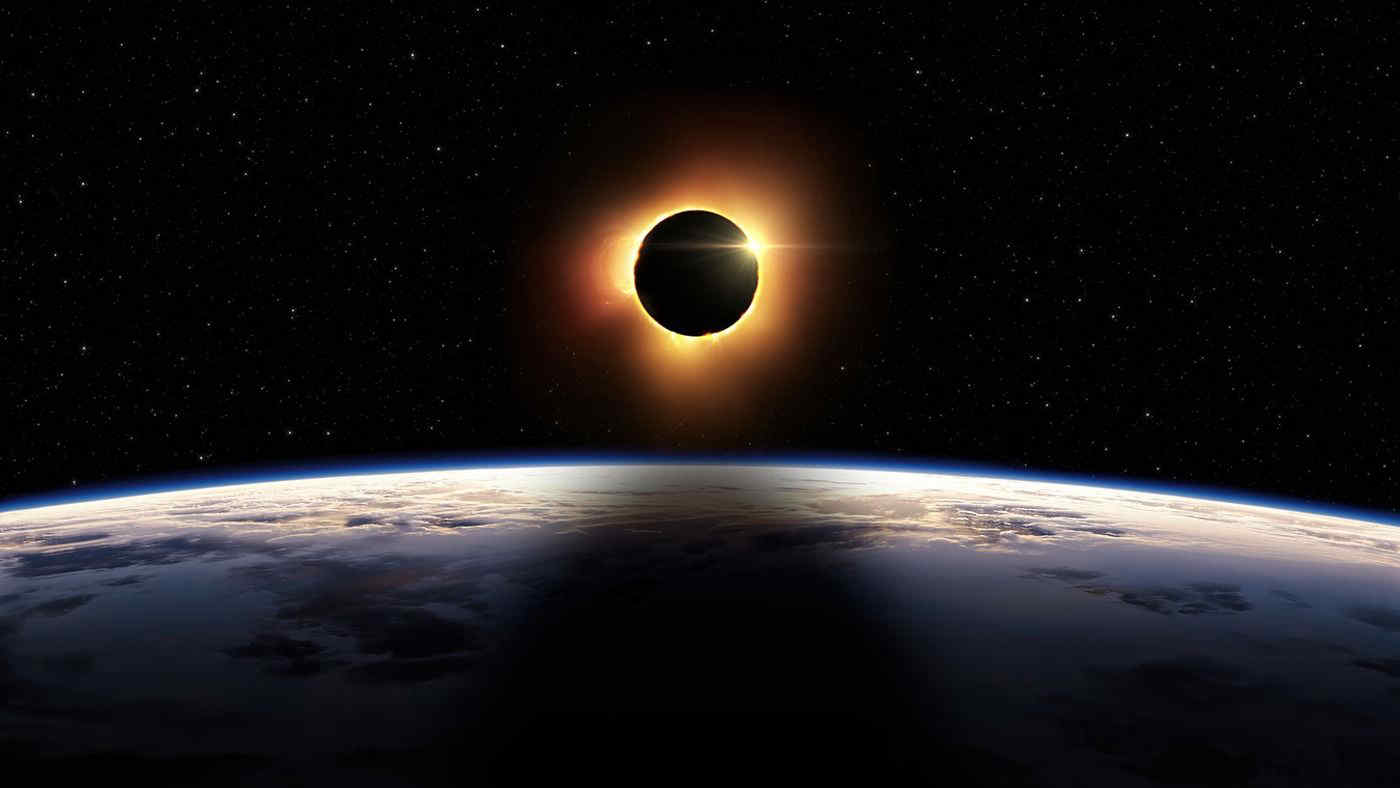 Spazio e astronomia - Il cielo di aprile 2024: ci aspettano l'eclissi totale di Sole e la Luna Rosa, le date