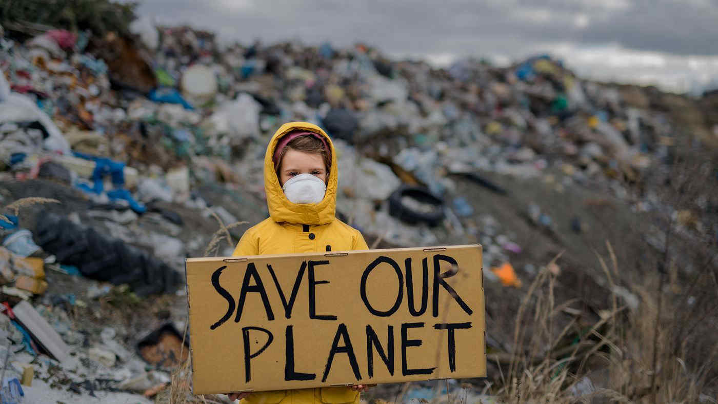 Giornata della Terra 2024 contro la plastica, l’appello per l’Earth Day: riduciamo la produzione del 60%
