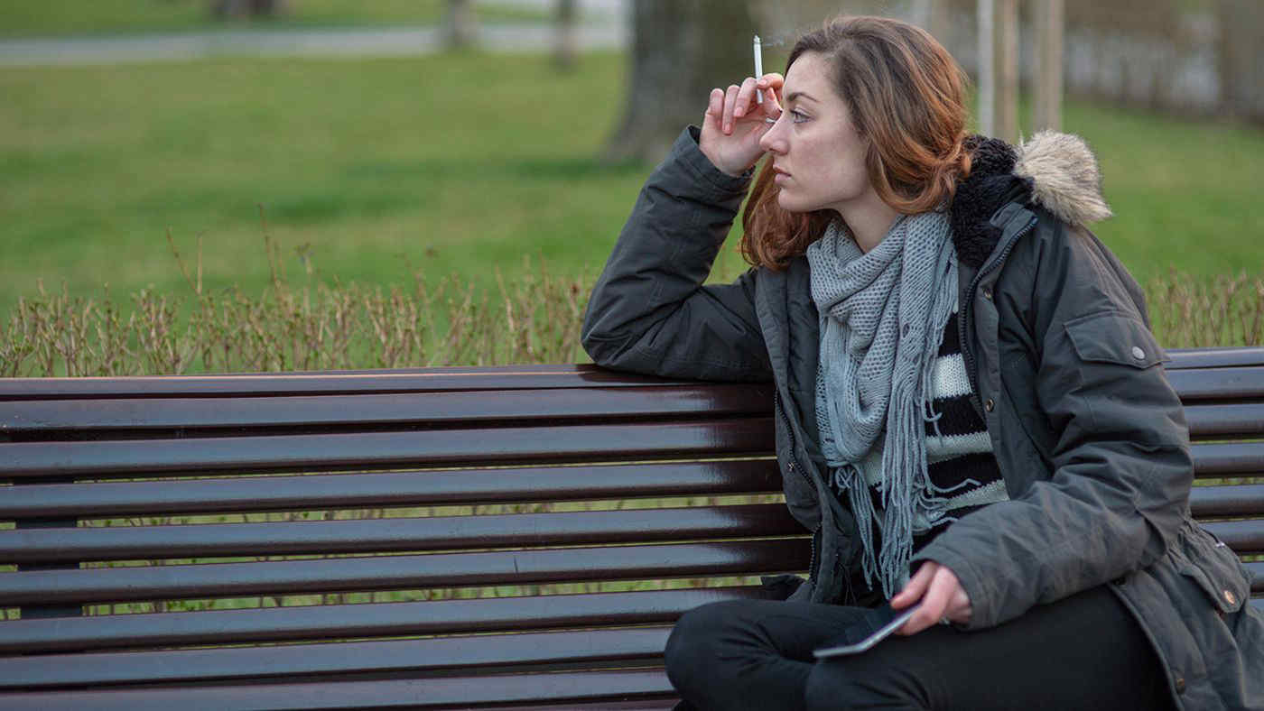 Torino, scatta il divieto di fumo all’aperto: di cosa si tratta e quali sanzioni per i trasgressori