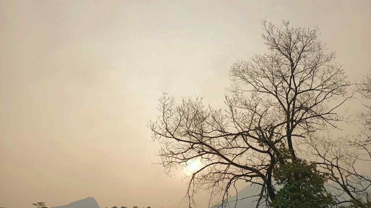 La polvere del Sahara torna a colorare il cielo di rosso