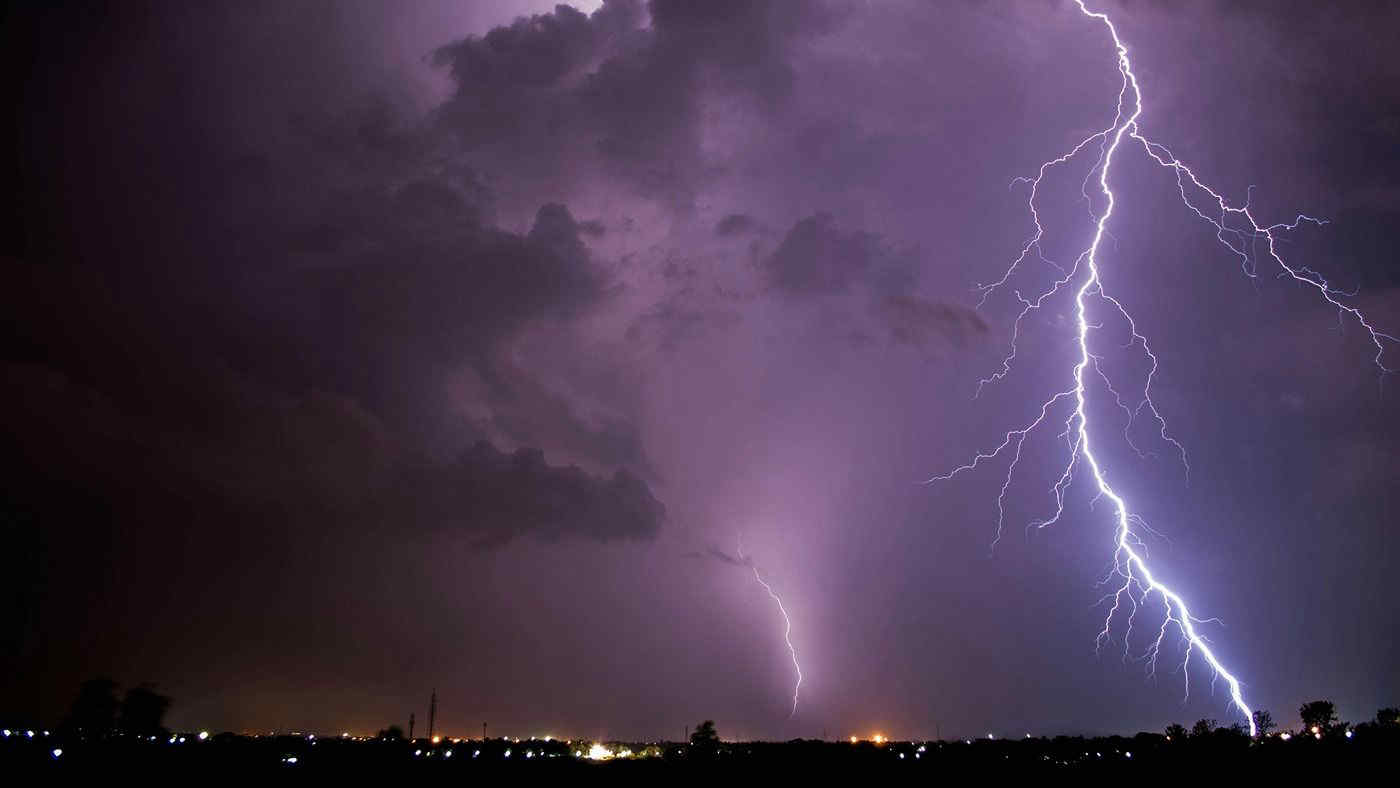 Meteo, allerta rossa in Emilia Romagna. Scuole chiuse e stop al calcio dilettantistico?