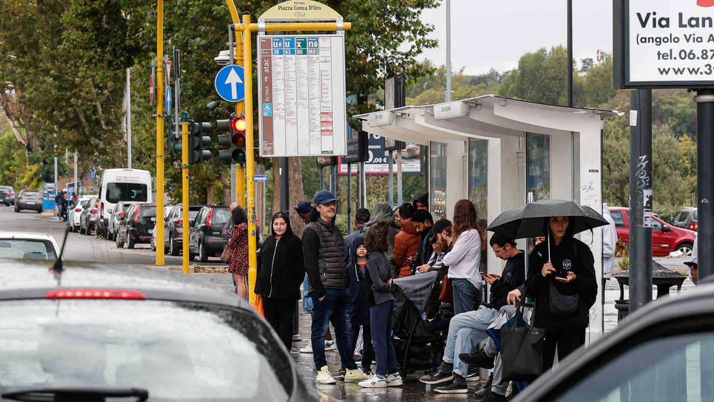 Sciopero trasporti, lunedì 28 ottobre: gli orari dello stop e le città coinvolte