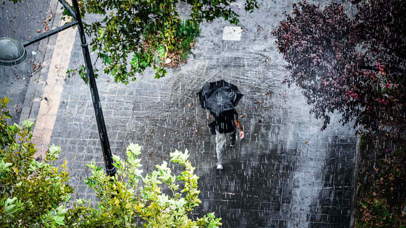 Meteo, maltempo in Italia: weekend con piogge e rischio nubifragi. Le previsioni