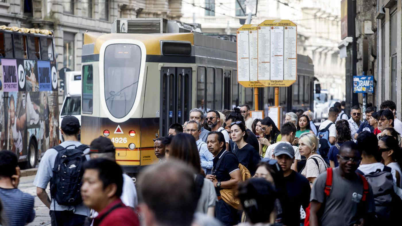 Sciopero trasporti pubblici nazionale, oggi 8 novembre 2024: gli orari e il rischio caos (anche per le fasce di garanzia)