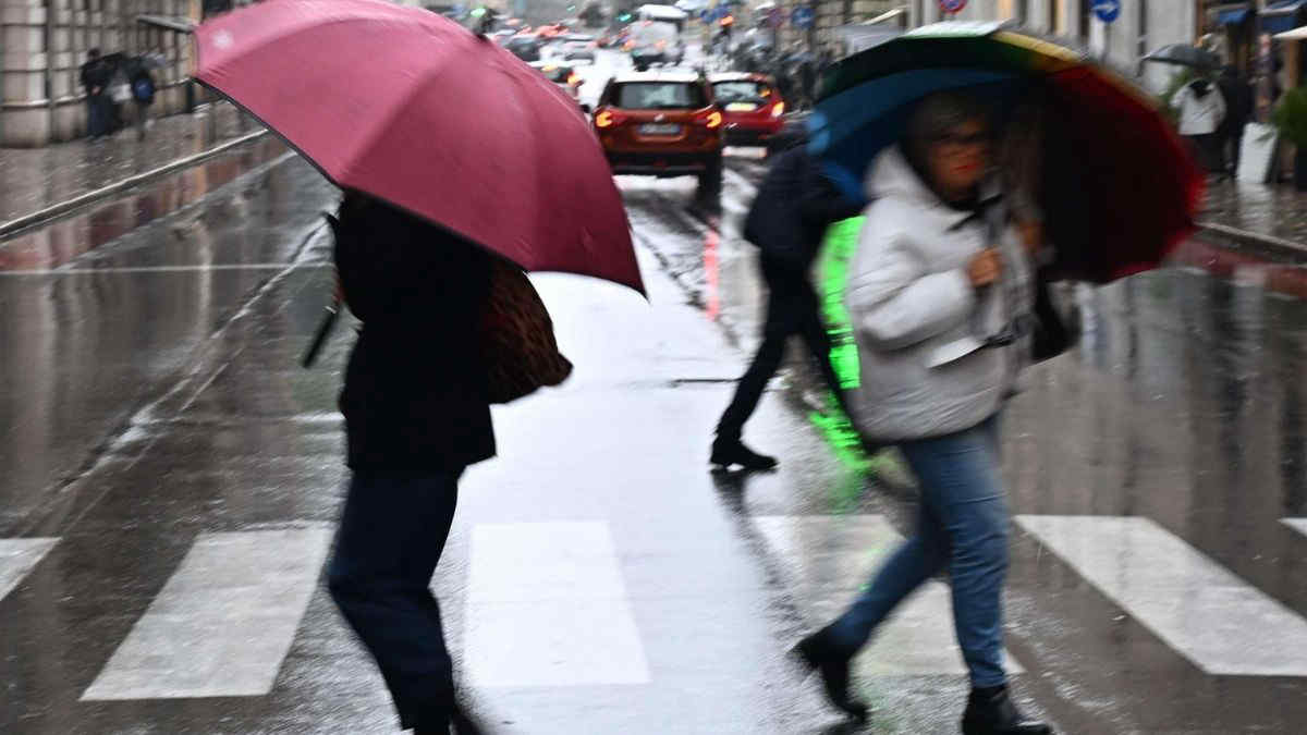 Meteo, dal weekend nuovo peggioramento con rischio di fenomeni intensi e criticità. La tendenza da sabato 8 marzo