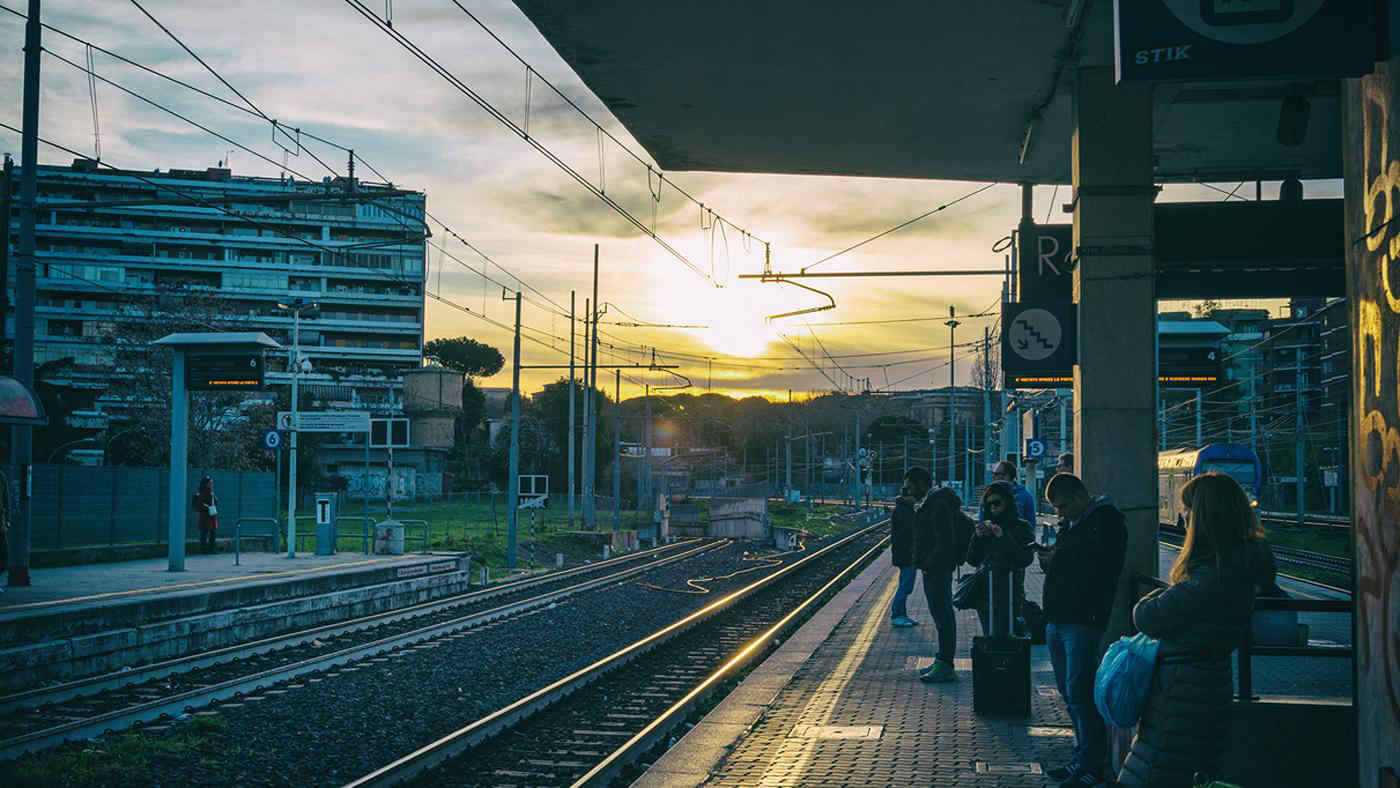 Sciopero 8 marzo 2025, stop a treni, aerei e non solo: cosa c'è da sapere