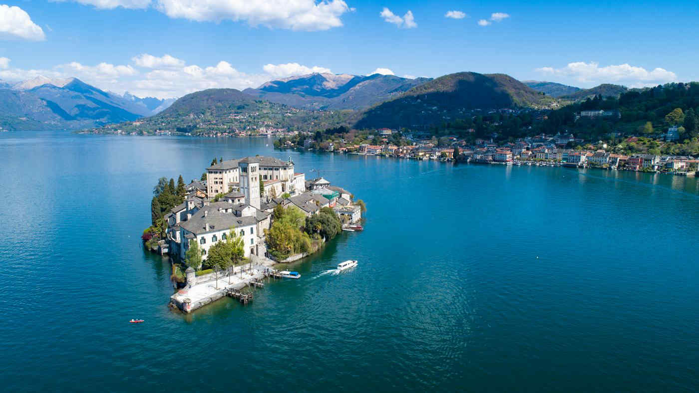 Quali sono i laghi che hanno conquistato la Bandiera Blu 2025?