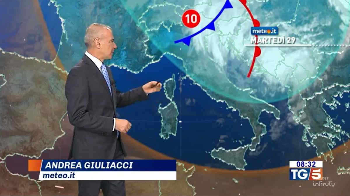 Meteo, martedì instabile: piogge e temporali, clima insolitamente fresco