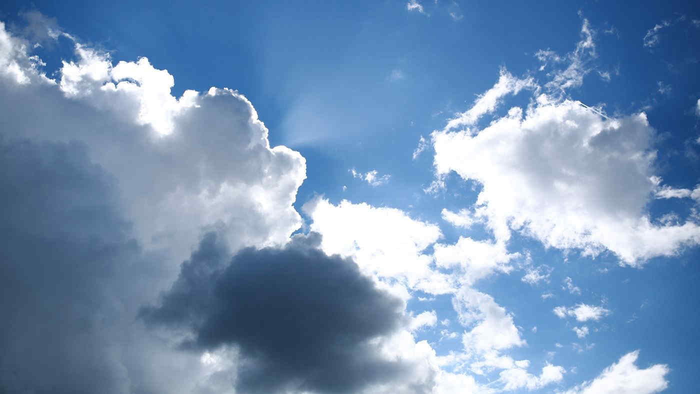 Meteo, dopo il caldo in Italia temperature in calo e temporali: le previsioni
