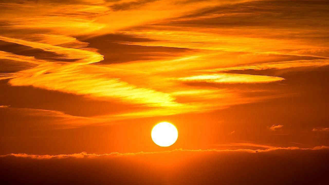 Previsioni meteo, scontro tra aria sahariana e fronti atlantici: ecco cosa succederà
