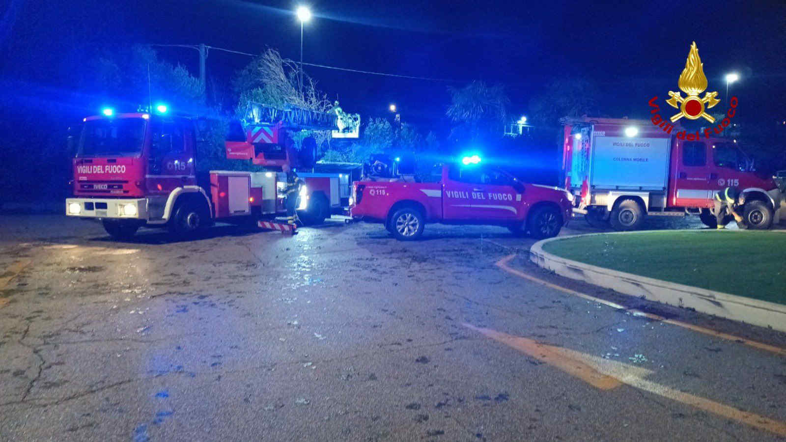 Maltempo Marche: allagamenti, alberi abbattuti e danni per la grandine - Video
