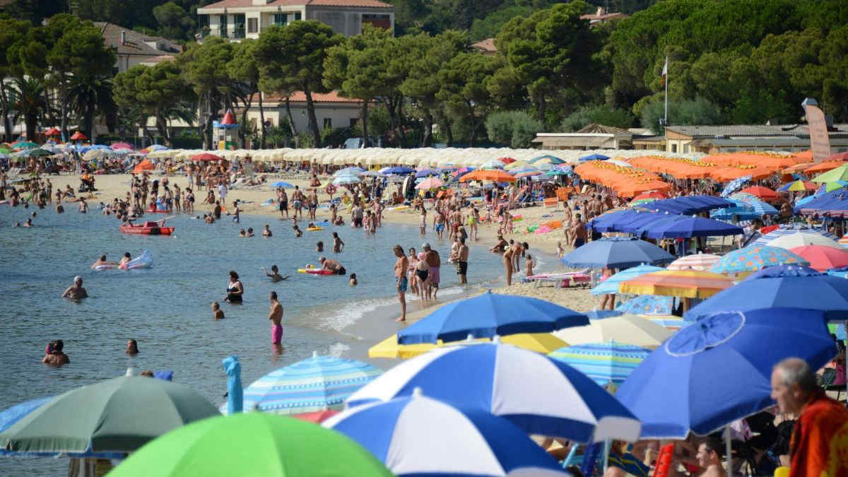 Meteo, caldo intenso fino a Ferragosto: la tendenza nei dettagli