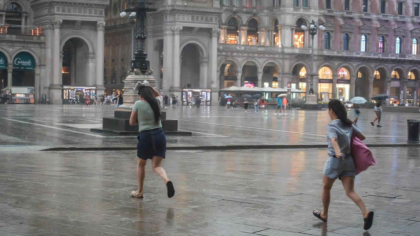 Meteo, le previsioni del weekend tra caldo e temporali: le previsioni