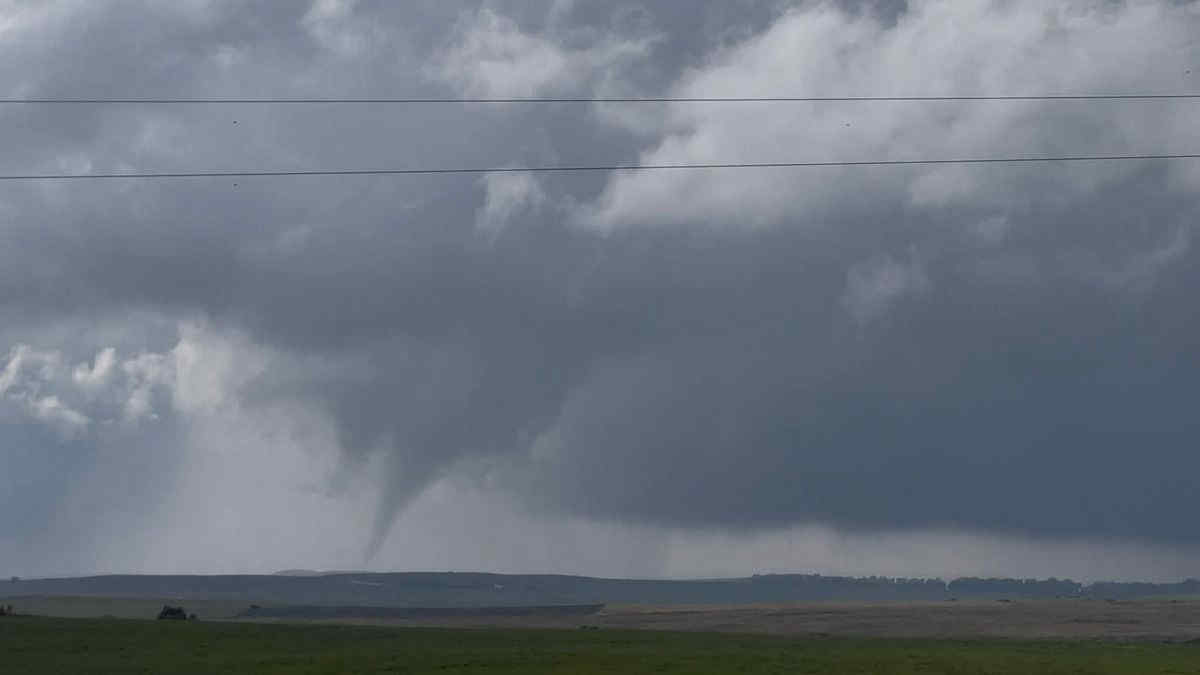 Maltempo negli USA: raro outbreak di tornado colpisce il Nord Dakota, è il più intenso degli ultimi 30 anni per settembre
