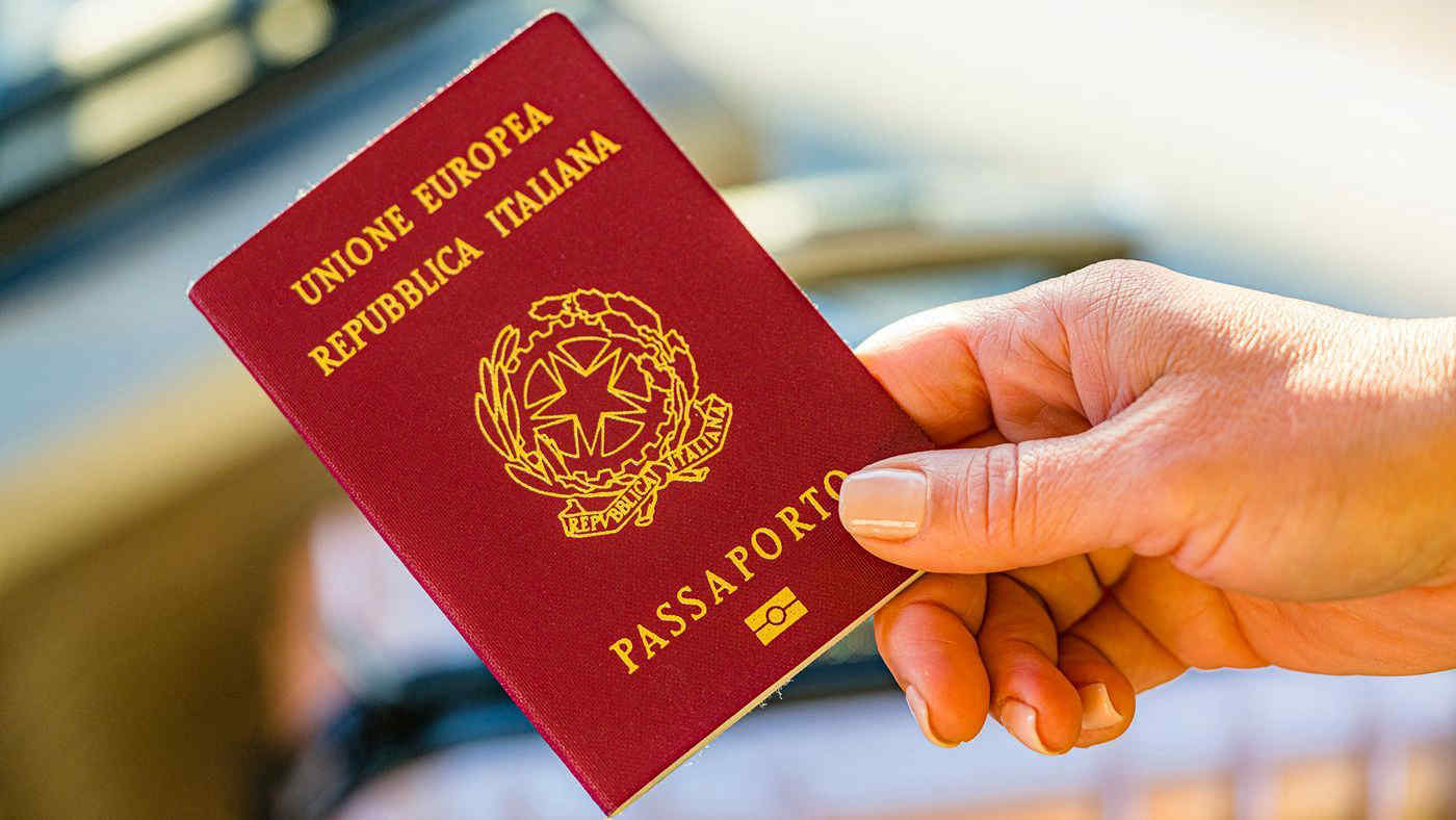Passaporti senza timbro: arriva il controllo biometrico dell’Ue, ma solo in alcuni scali