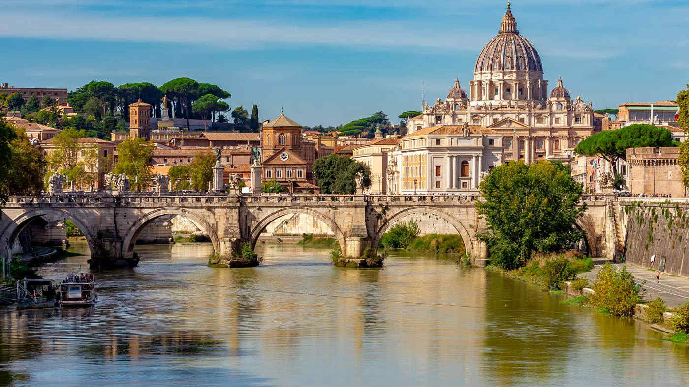 Roma celebra Tevere Day 2025: battelli, padel e 140 appuntamenti per tutta la famiglia