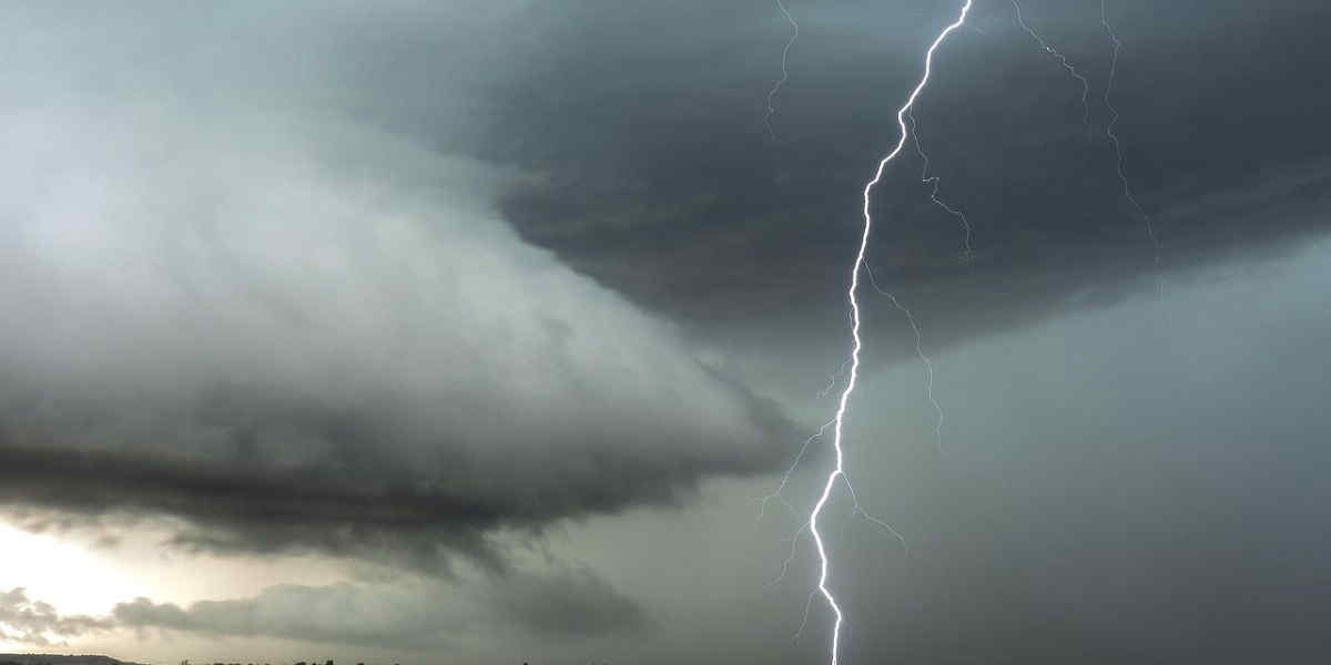 Fulmine da record, il “megaflash” più lungo del mondo: 829 km di luce nel cielo attraverso 5 Stati Usa