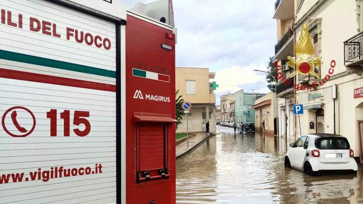 Grandine e pioggia battente a Cagliari: il maltempo si abbatte sulla città - VIDEO