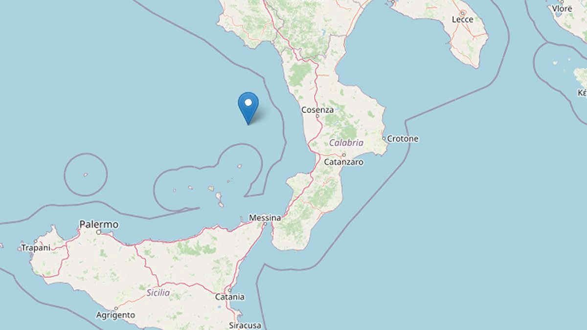 Scossa sismica profonda nel Tirreno: epicentro al largo della Calabria